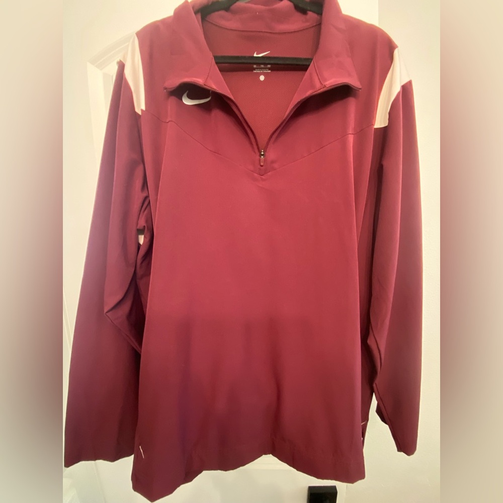 Nike Men’s XXL Maroon Quarter-Zip Pullover with White Shoulder Accents GUC